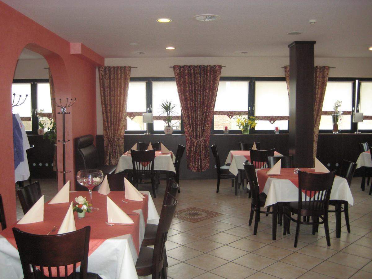 Bliestal Hotel *